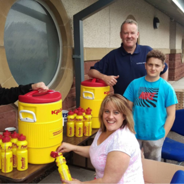 Emma Bundock volunteering